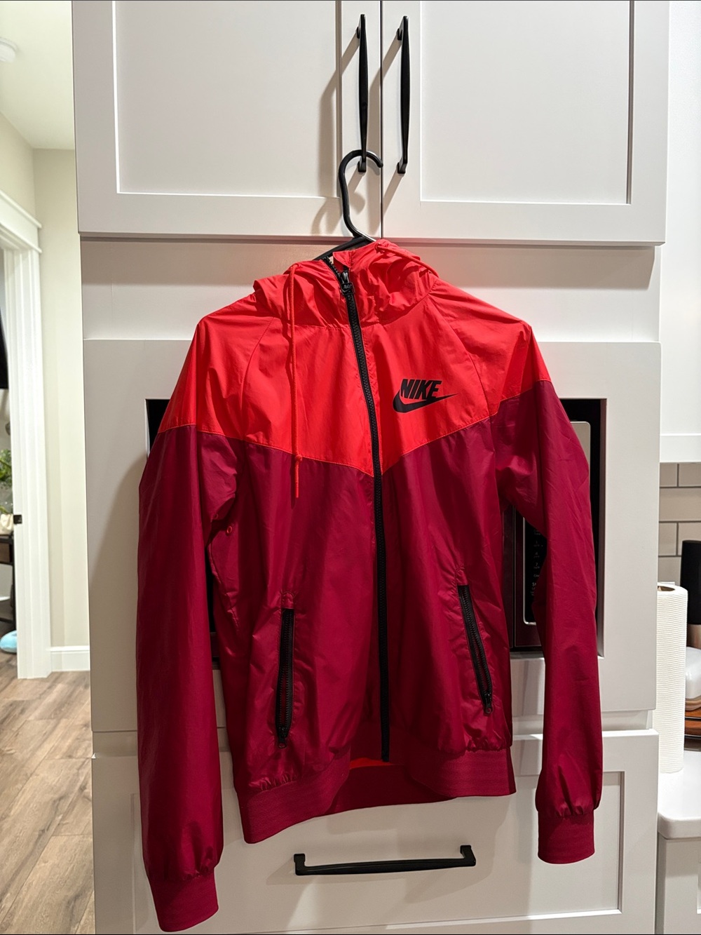 Nike windbreaker jacket